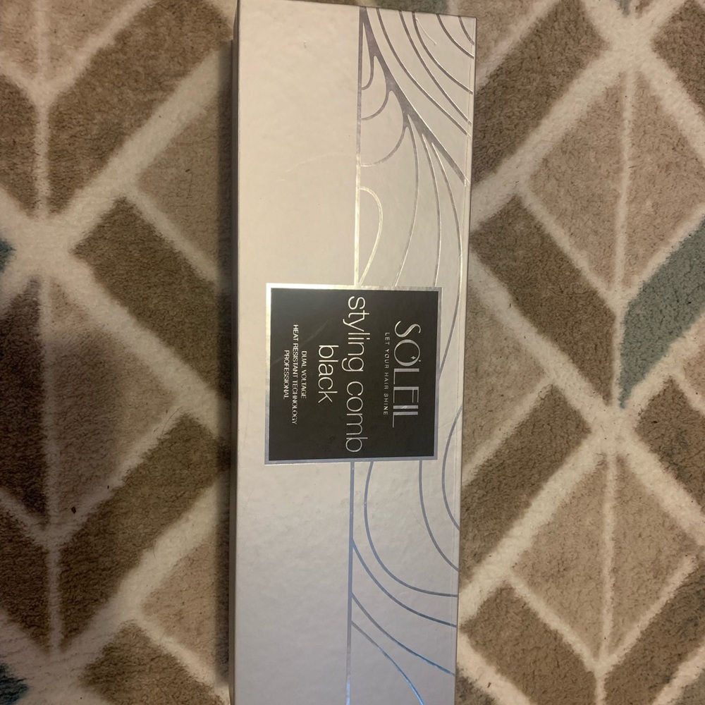 Black Styling Comb